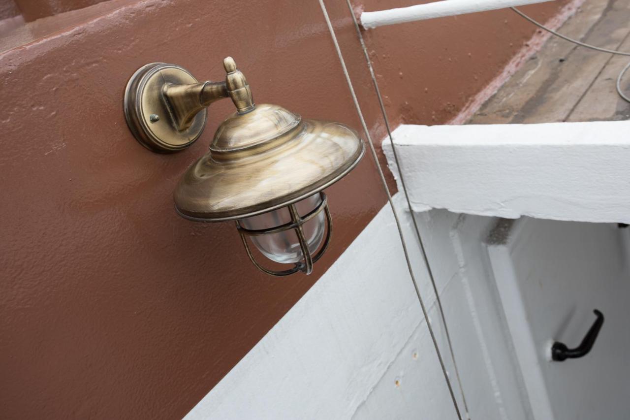 Hotelboot Koningin Emma I Kloeg Collection Vlissingen Ngoại thất bức ảnh
